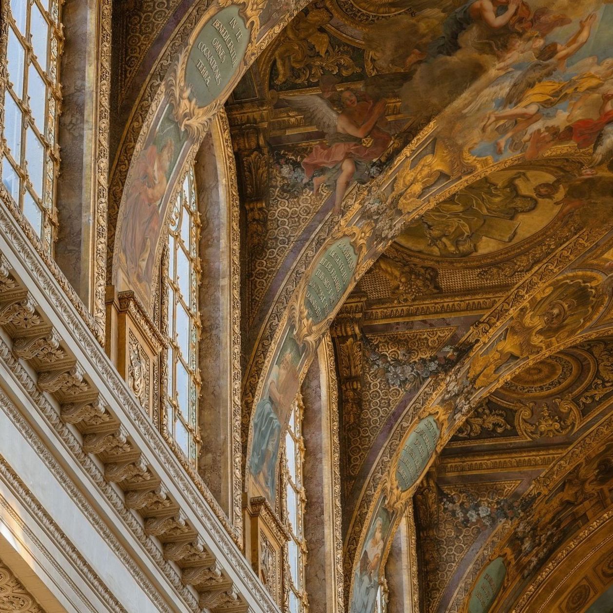 Venetian plaster dining room