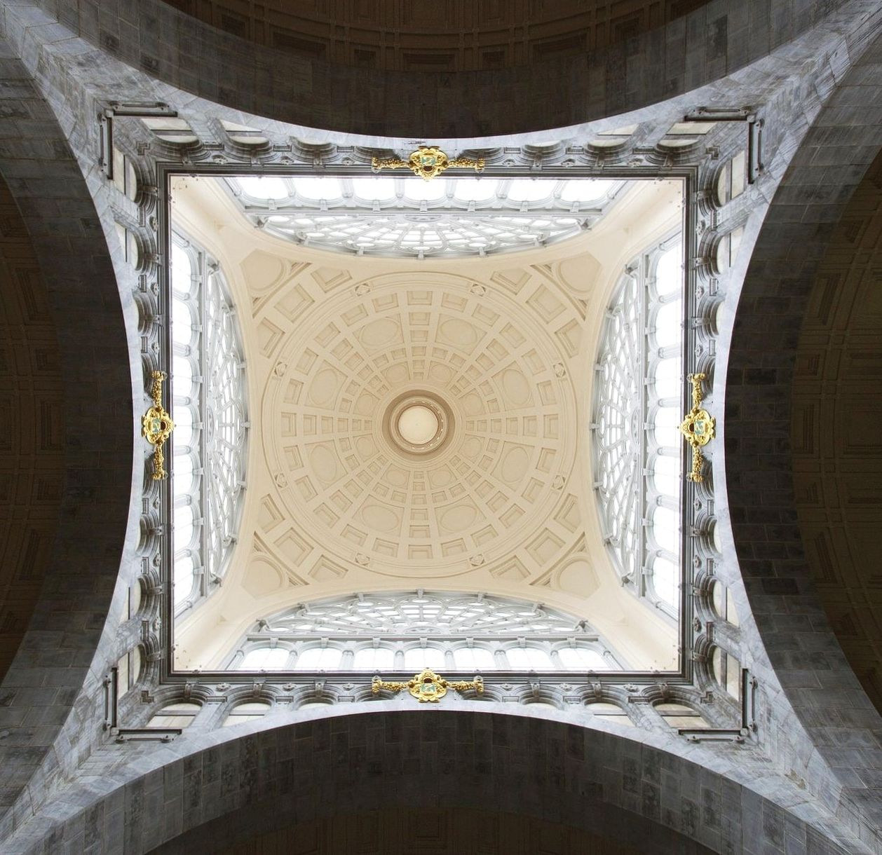 Interior Luxury Wall & Ceiling Coating & Texturing